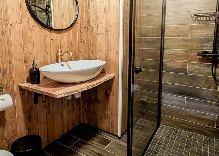 게스트하우스 Heimbrygga Restaurant & Skrova